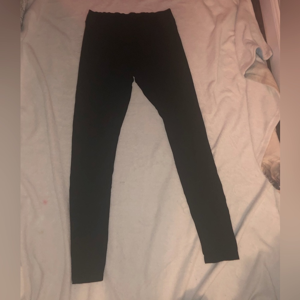 Staple piece- Black leggings
